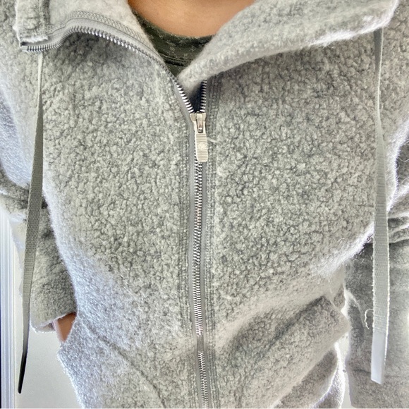 LULULEMON LIGHT GREY WOOL HOODIE ZIPPER JACKET POCKETS LOGO LADIES 4 - Picture 5 of 6